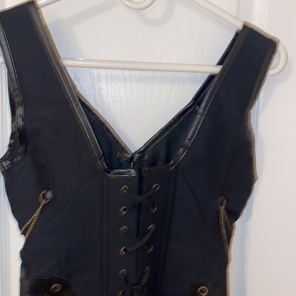 Bustier Corset Top, Chain, Grommets & rivet accents. Black Sz S NWOT - Picture 12 of 16